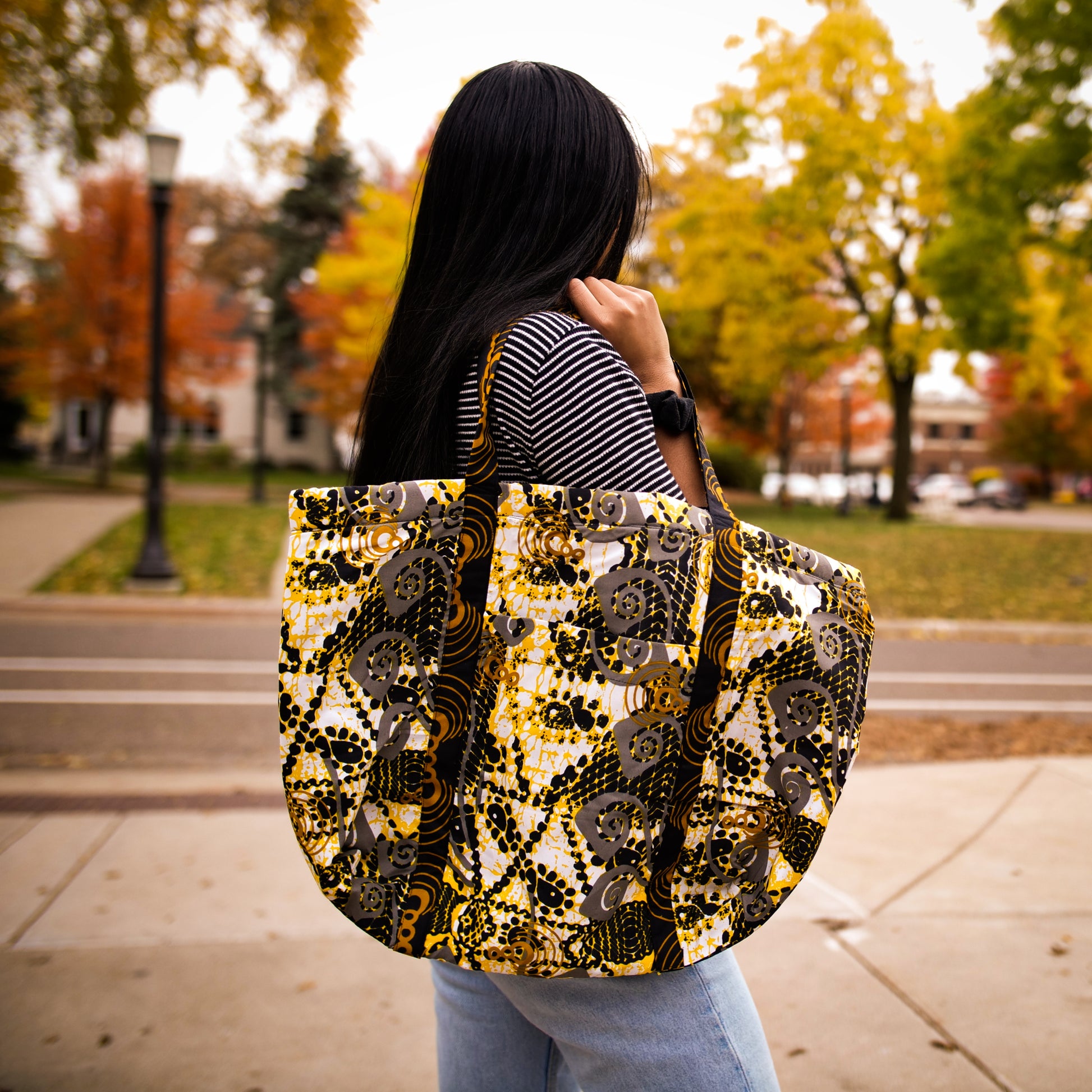Yellow/black/gray